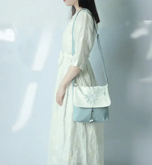 Embroidered Crossbody Bag – Vintage Style