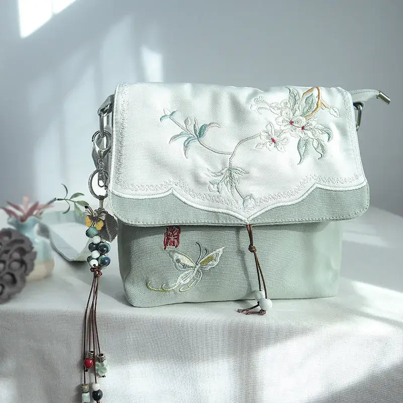 Embroidered Crossbody Bag – Vintage Style
