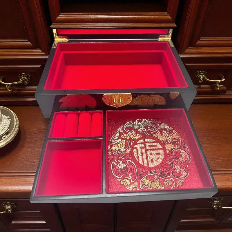 Handmade Lacquer Jewelry Box – Pingqi Tui Guang Lacquerware,21x14x7.5cm