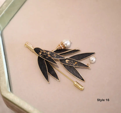 Handmade Velvet Flower Brooch – Gift for Mom or Teacher